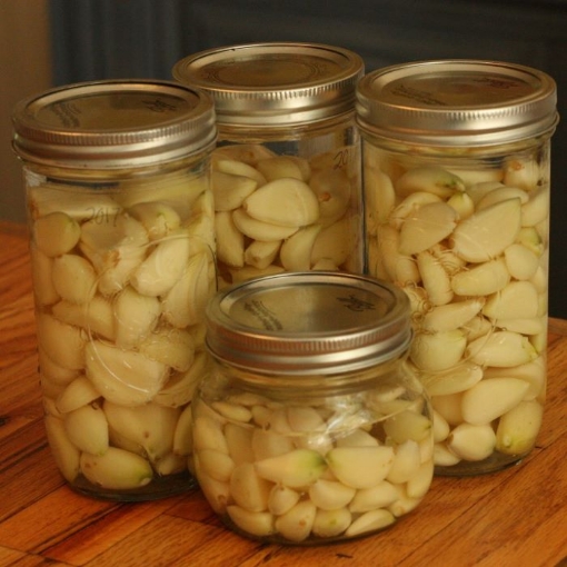 Picture of FARMERS HARVEST WHOLE GARLIC 250ml